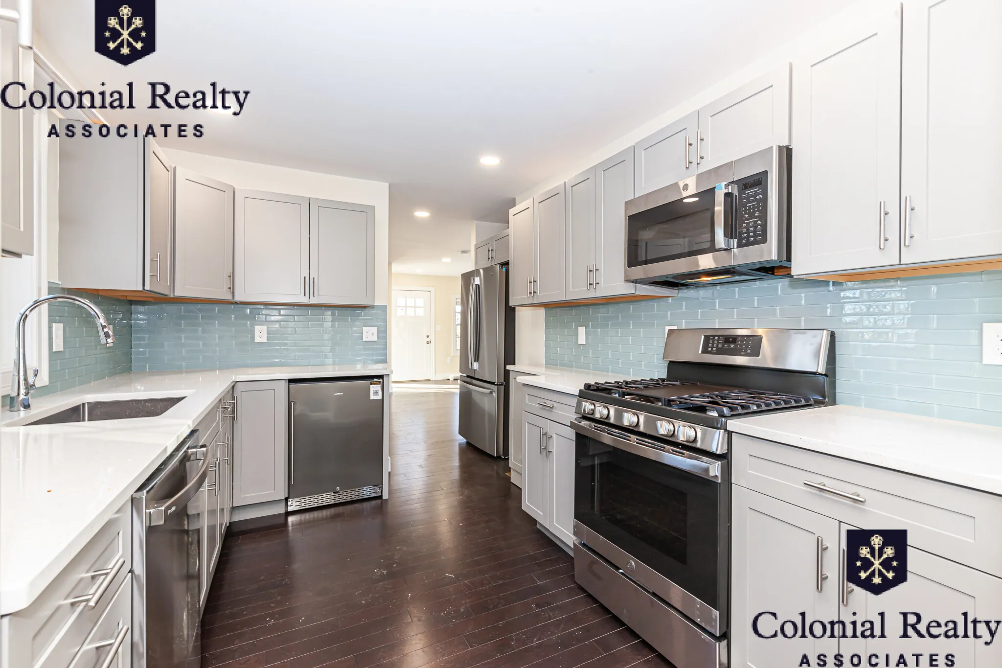 48 Caldwell Rd, West End