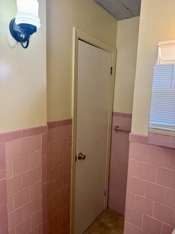 148 Maxfield St, North