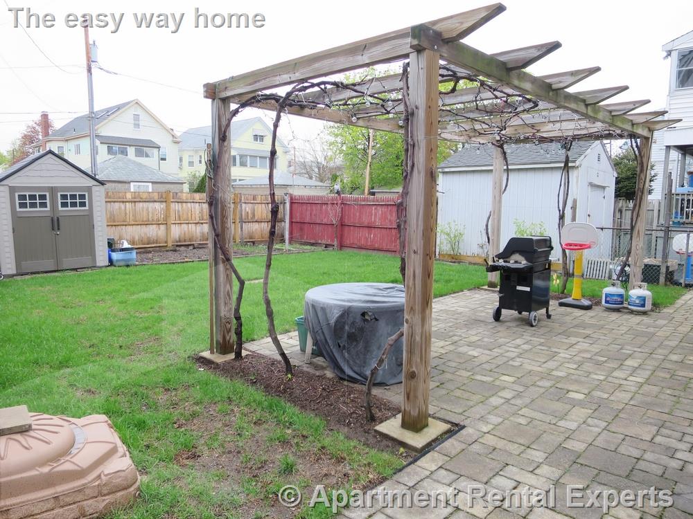 1098 Fellsway, Salem St. Area
