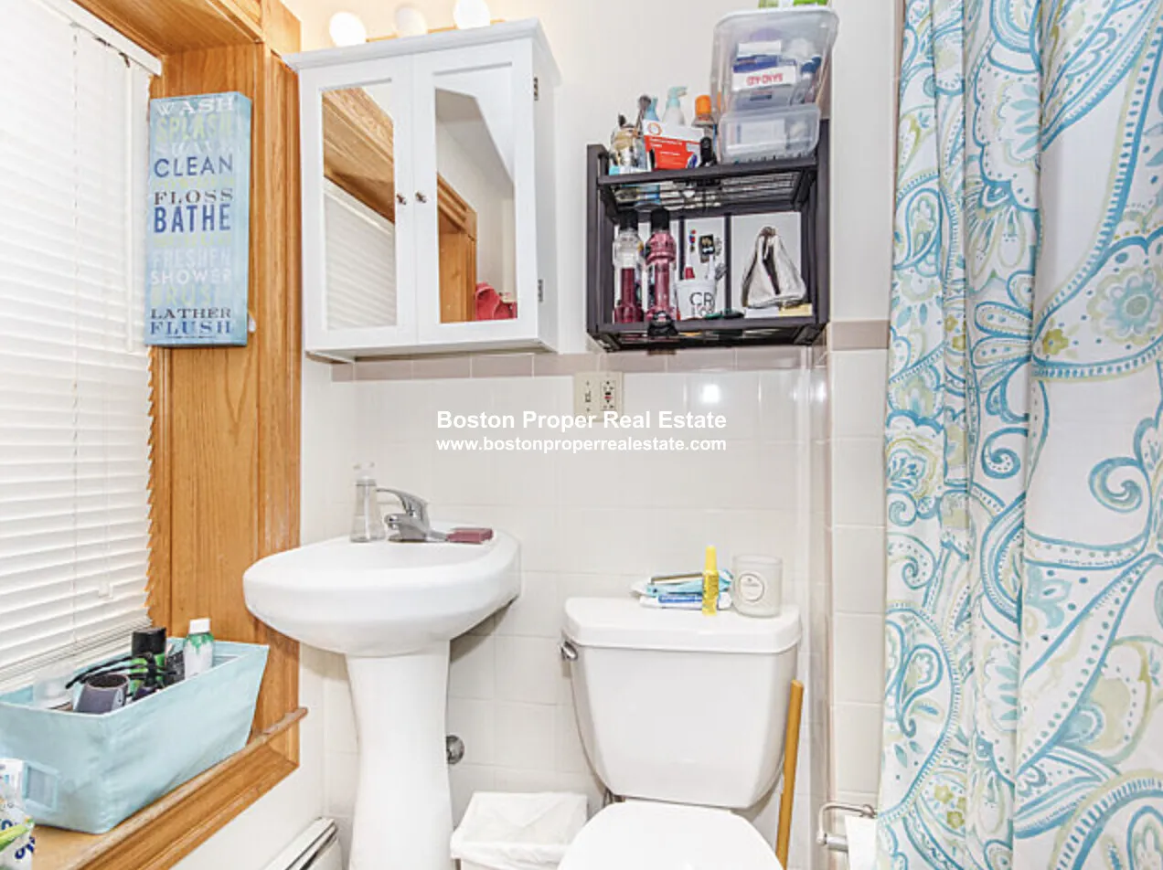 39 Charles St, Back Bay