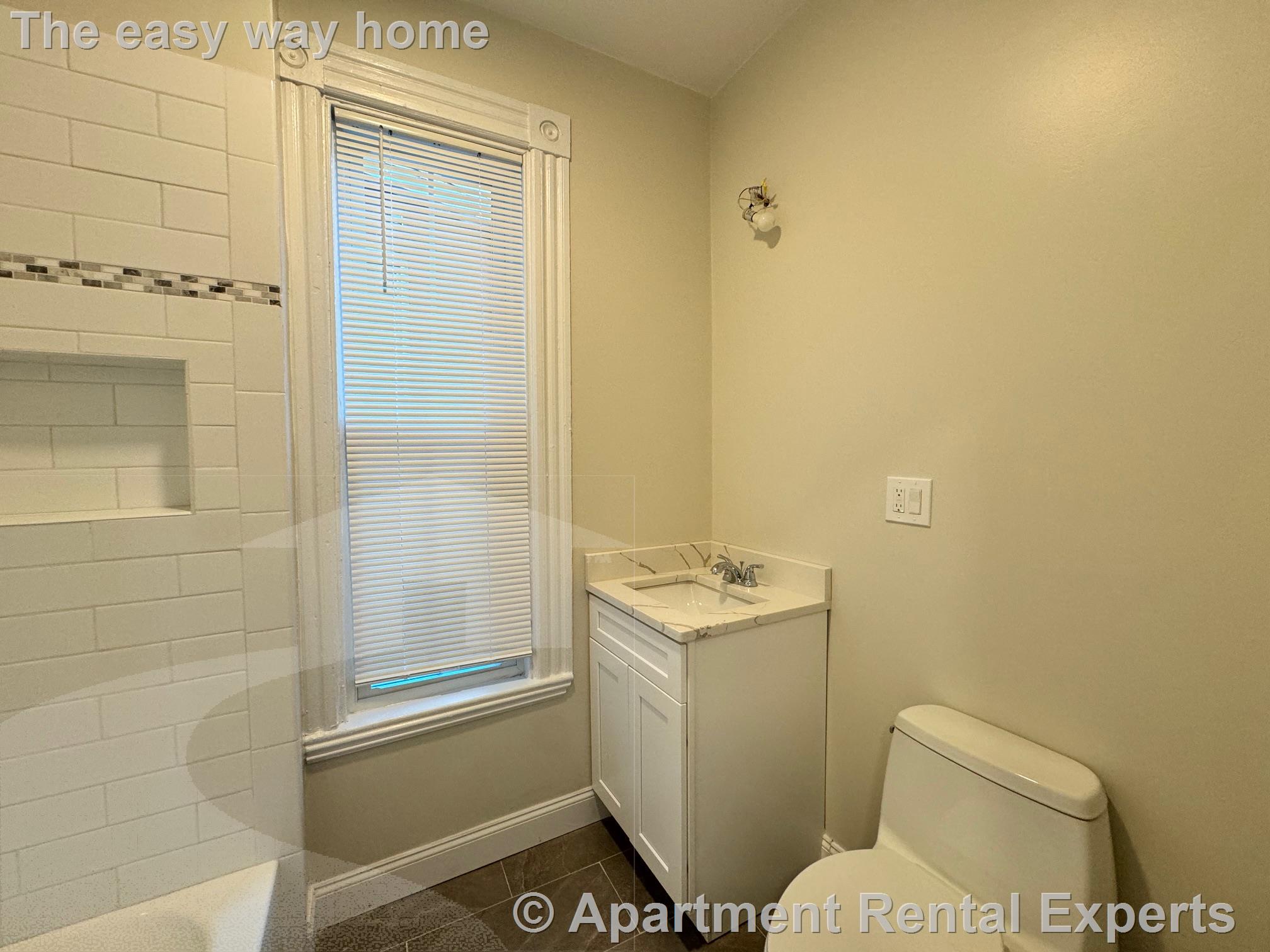 37 Laurel St, Spring Hill