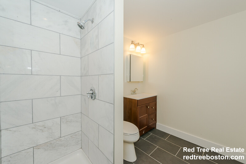 4 School St, Roxbury