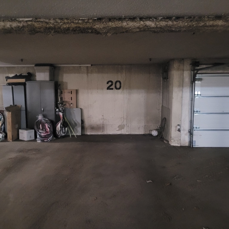 935 Washington St, Newtonville