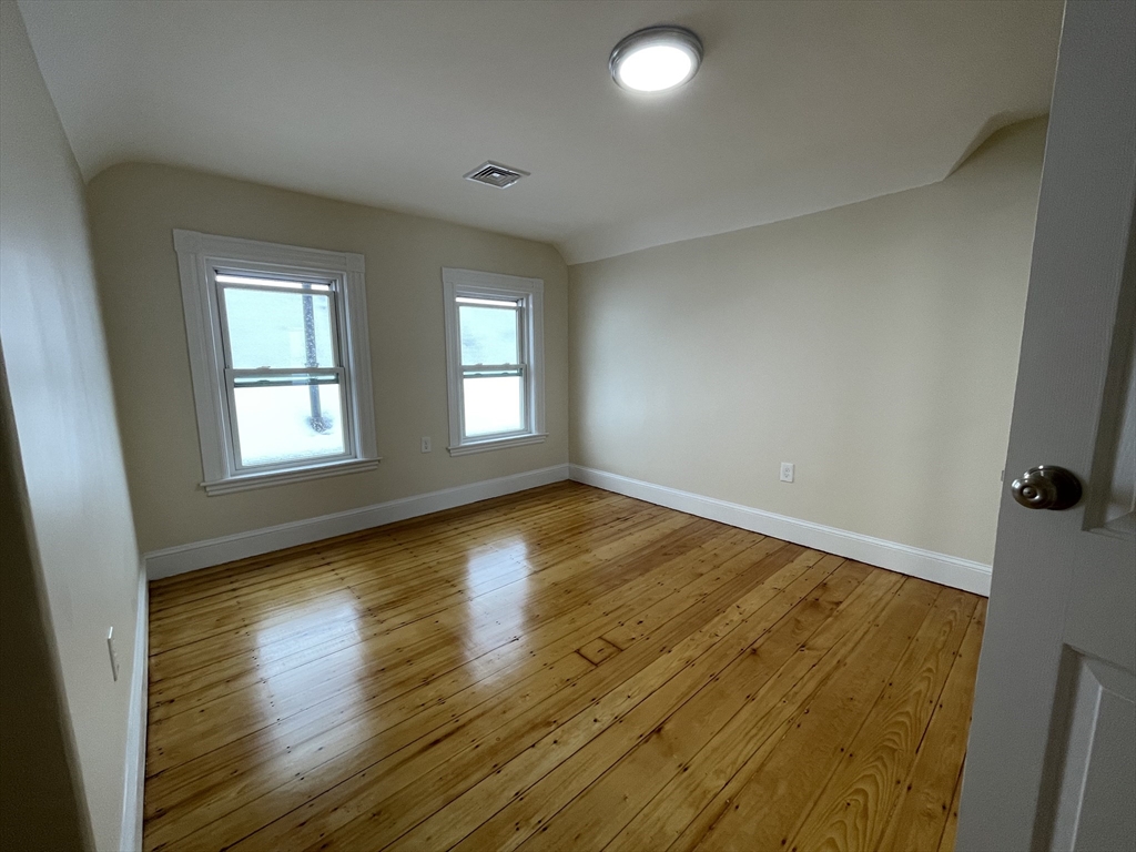 13 Albion St, South Medford