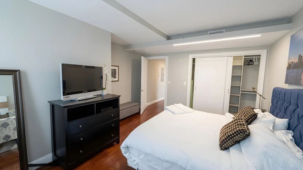 9 Anderson, Beacon Hill