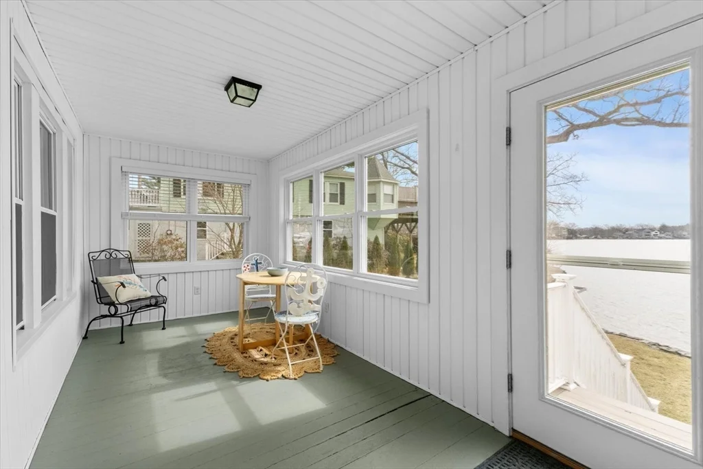 6 Davis Way, Worcester