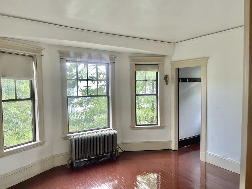 47 Pleasant St, Everett