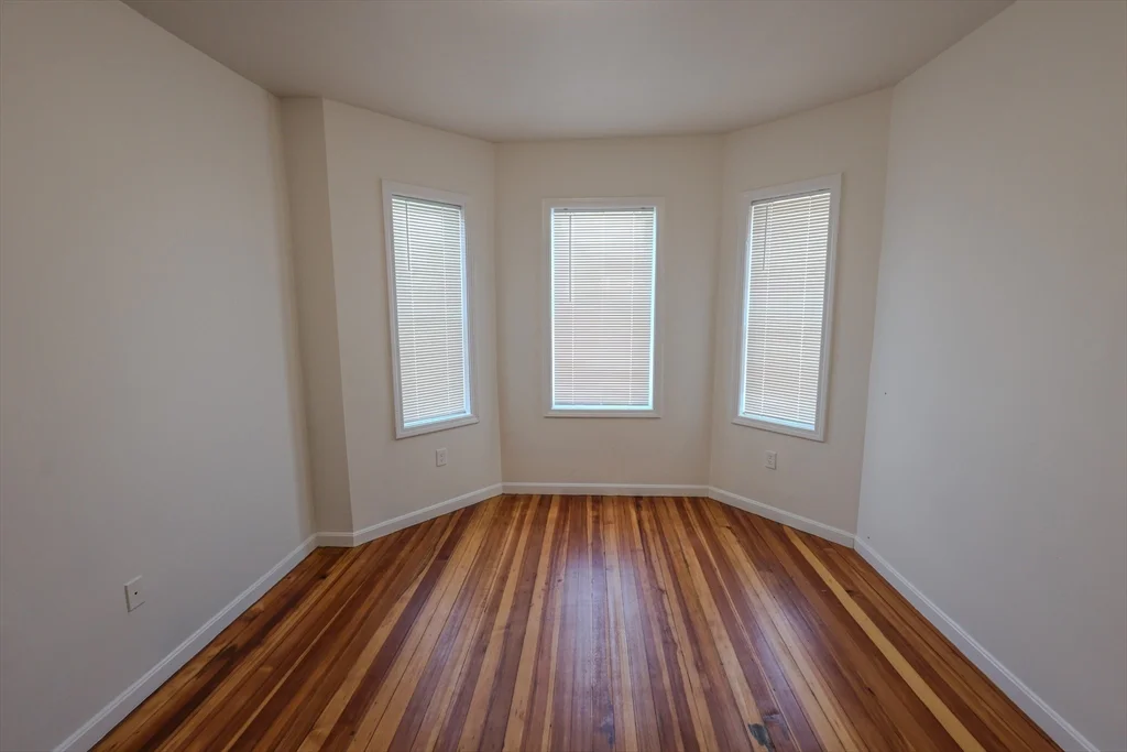 127 Intervale St, Dorchester