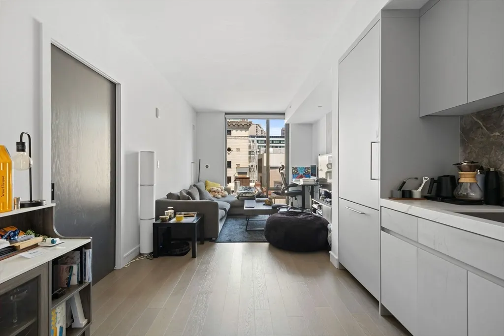 55 Lagrange St, Downtown