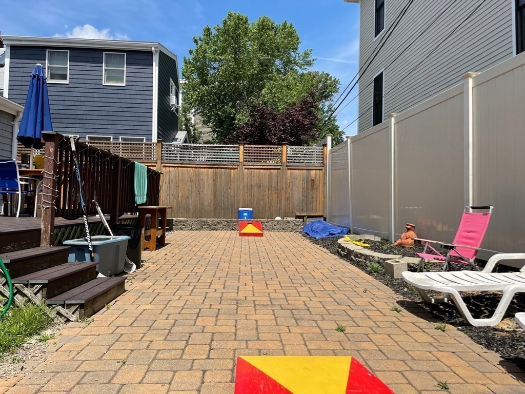 24 Jenkins St, South Boston