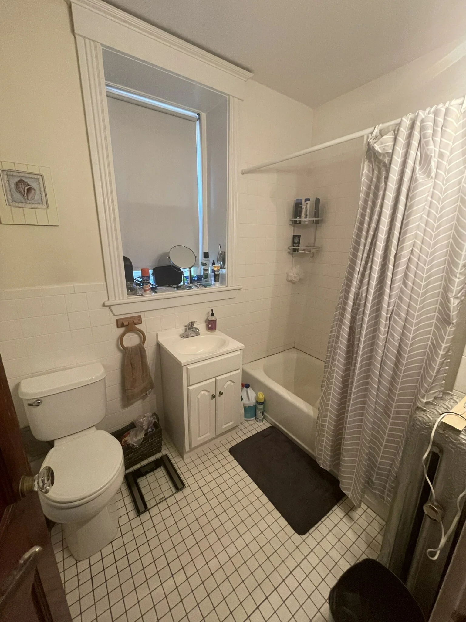 17 Englewood Ave, Washington Square