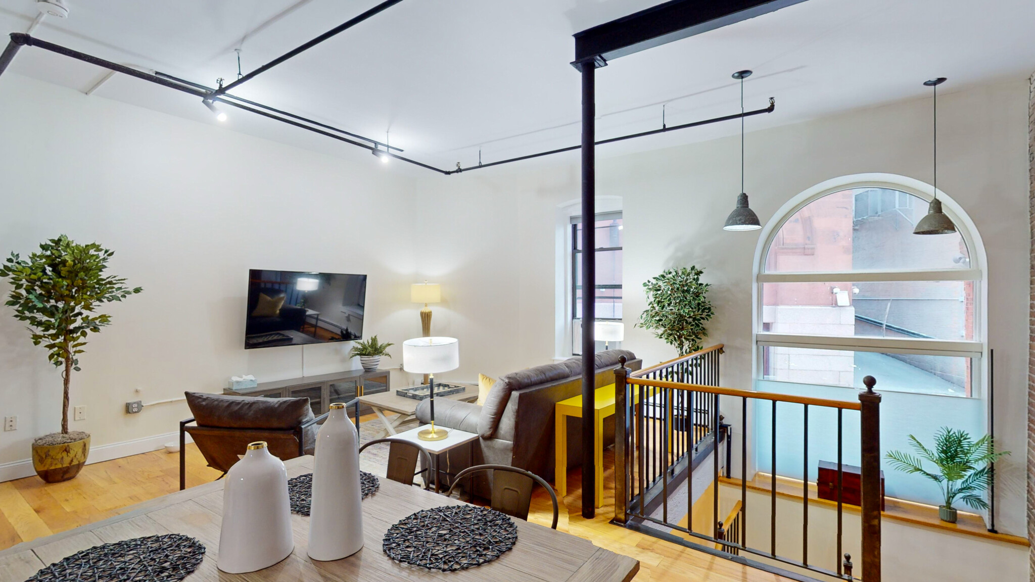 19 Stanhope St, Back Bay