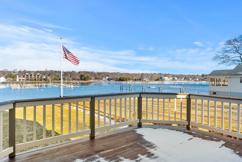 30R Harbor St, Danversport