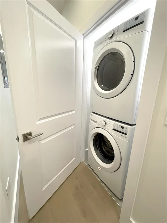 16 Delle Ave, Mission Hill