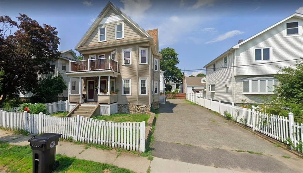 48 Cypress St, Watertown