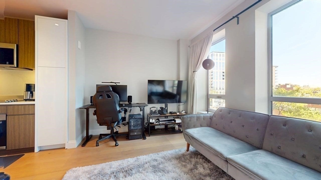 100 Shawmut, South End