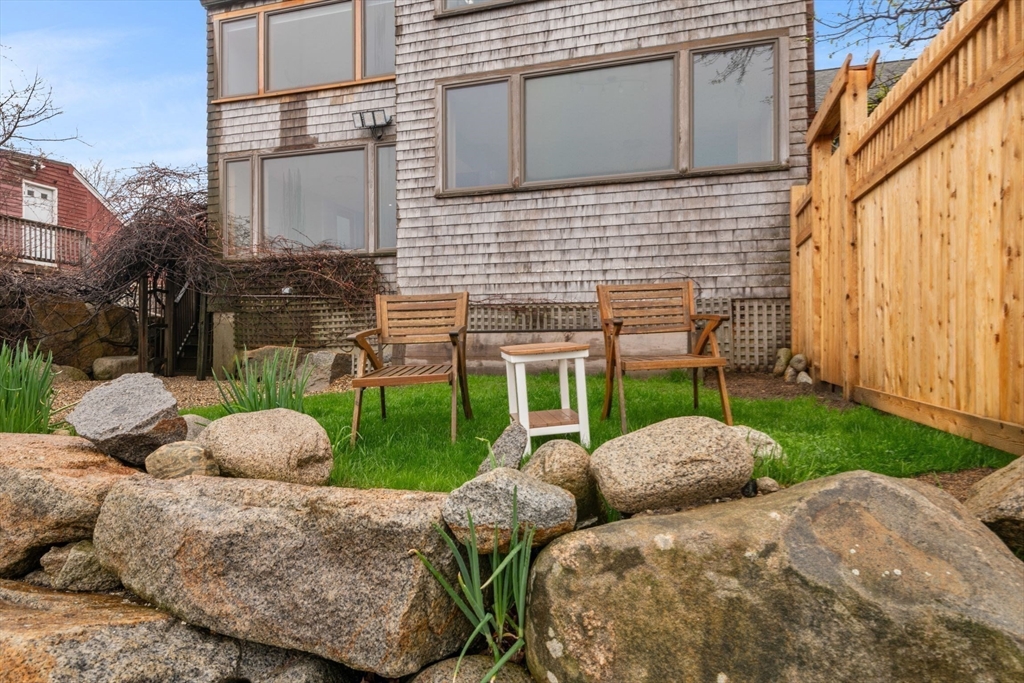 331 Granite St, Folly Cove