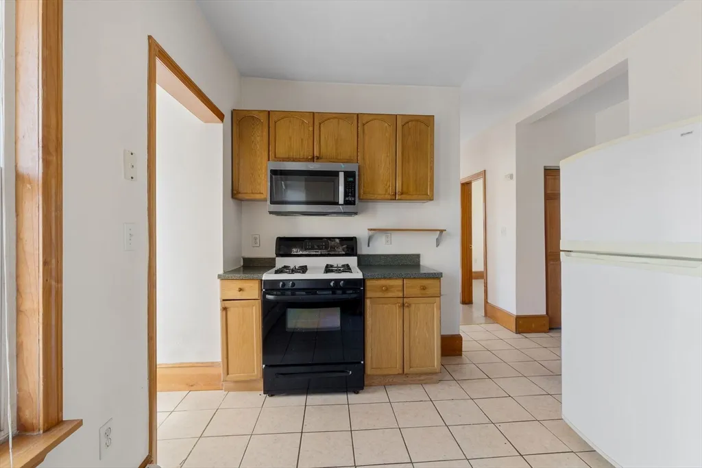 237 Webster Ave, Wellington-Harrington