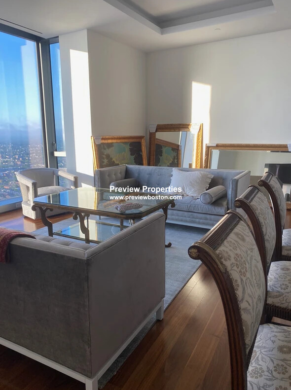 1 Dalton St, Back Bay