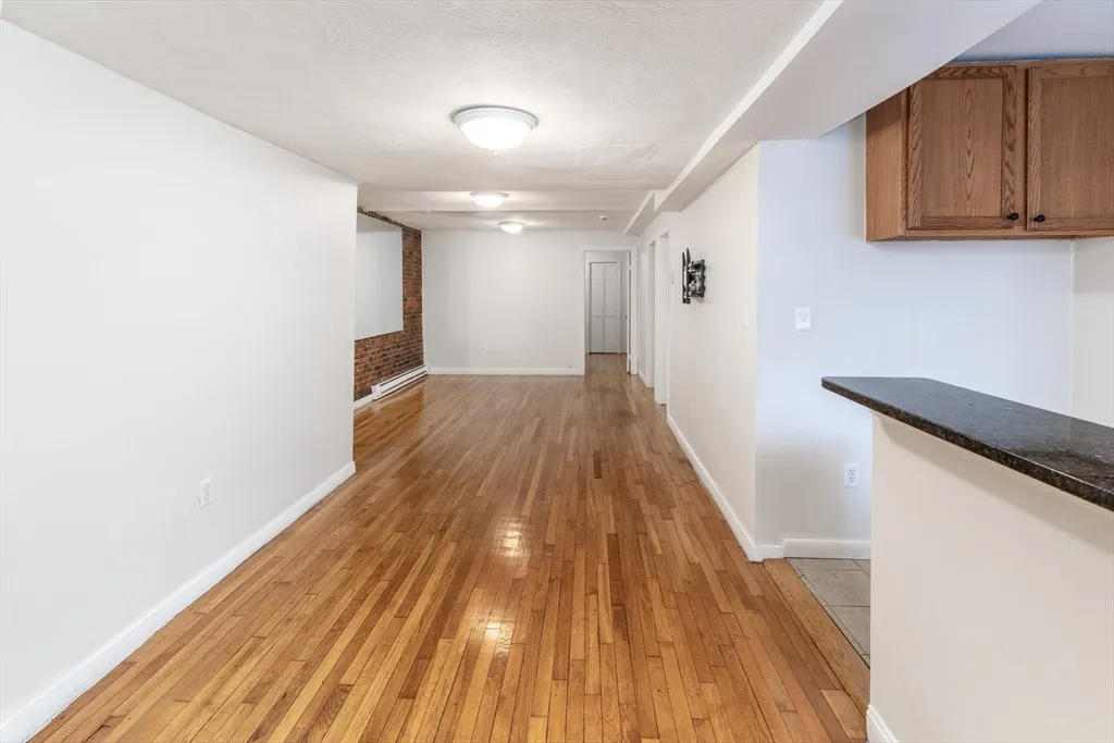 16 Cumberland St, Back Bay