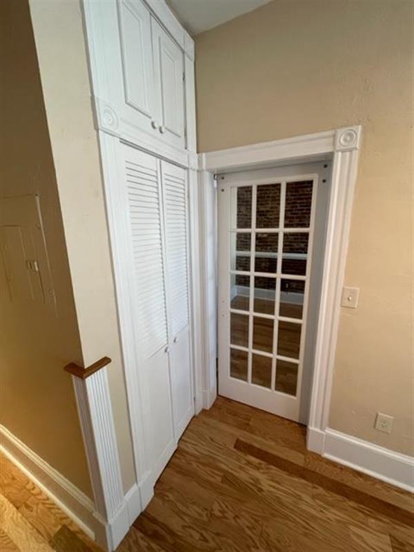 888 Massachusetts Ave, Riverside