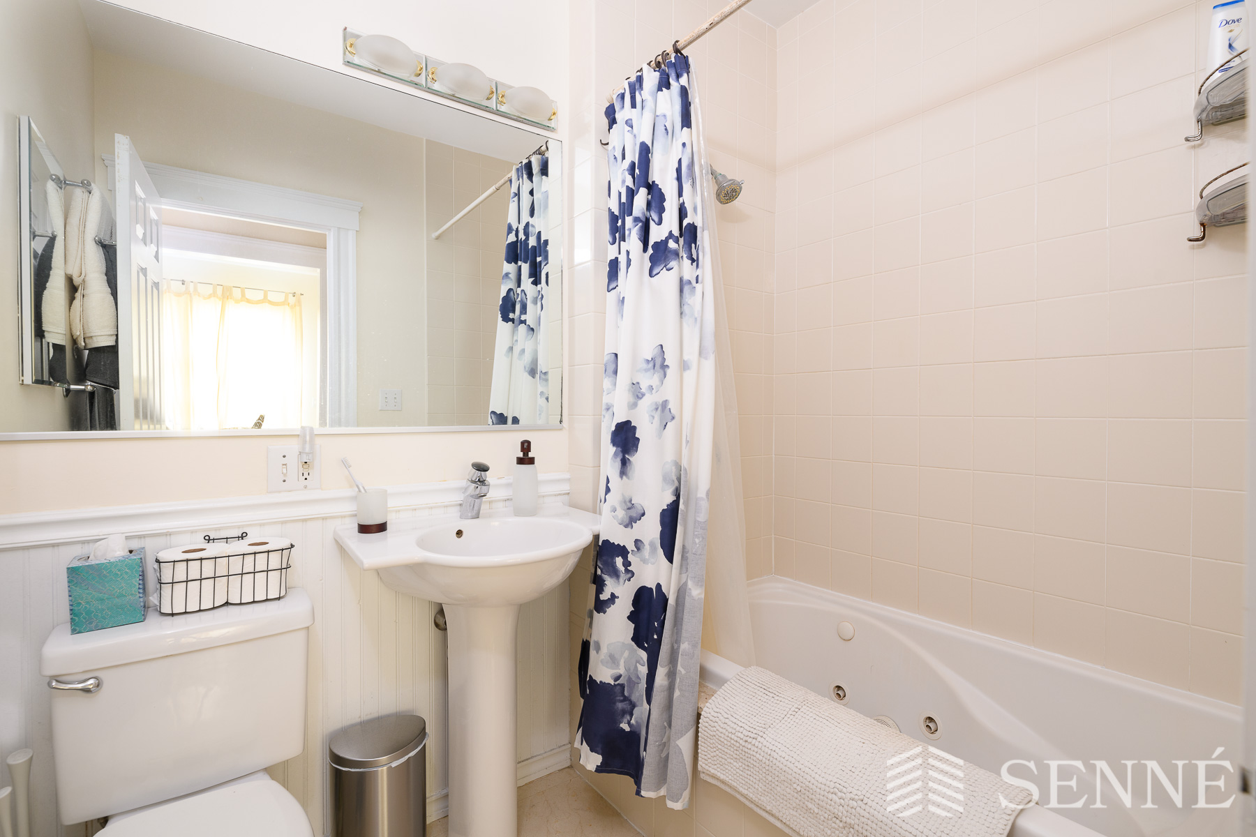 39 Magnolia Ave, Mid-Cambridge