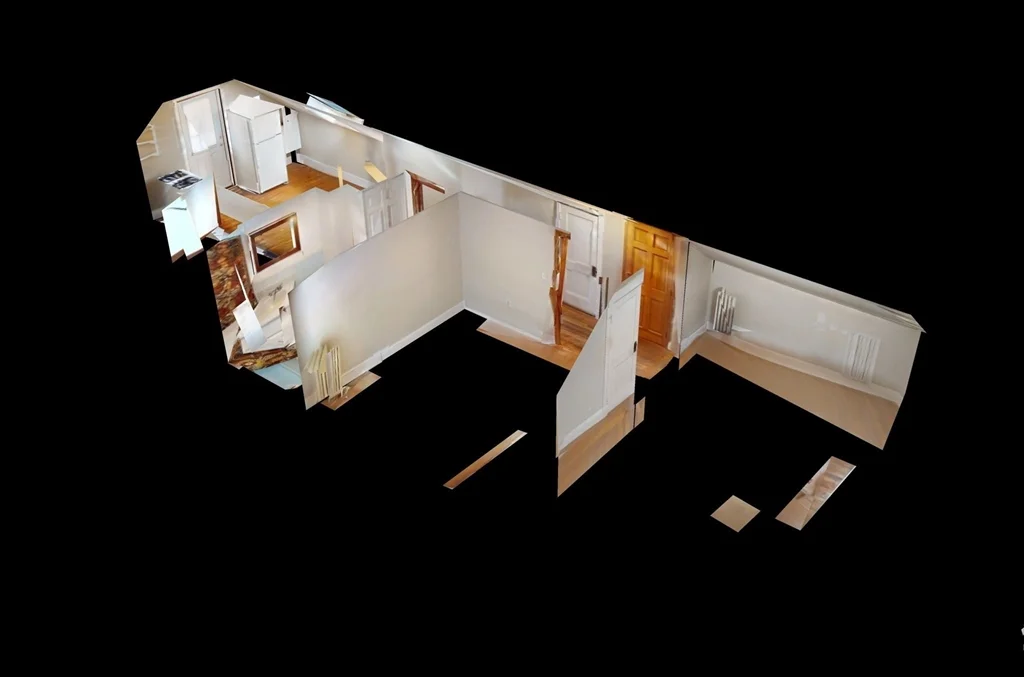 16 Templeton Pkwy, East Watertown