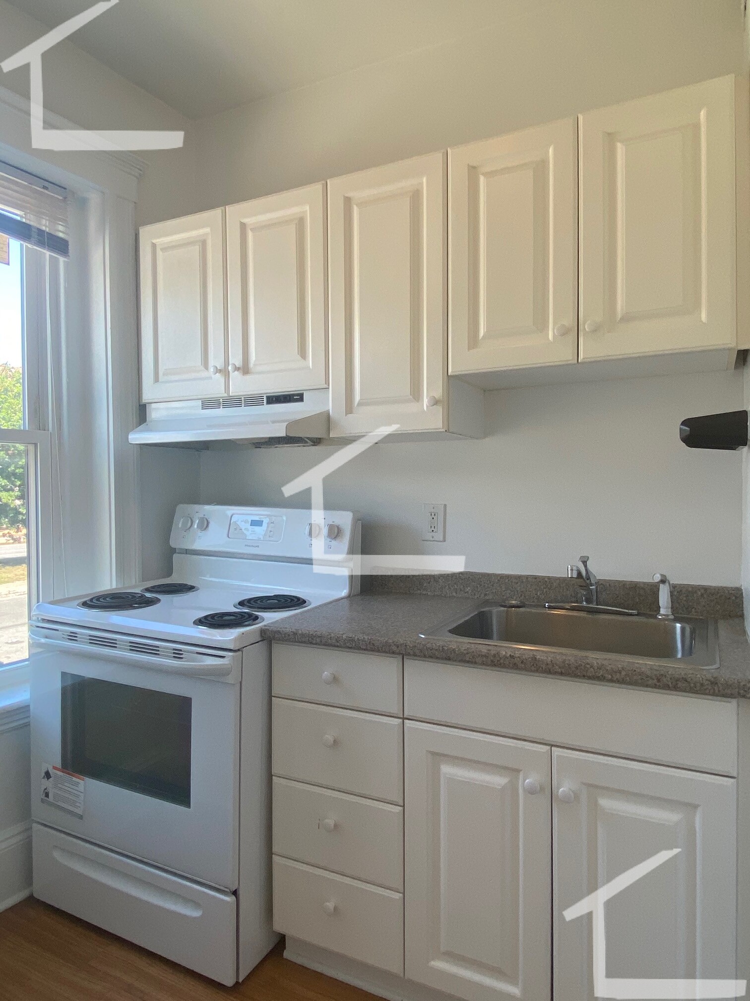 61 Brighton Ave, Allston