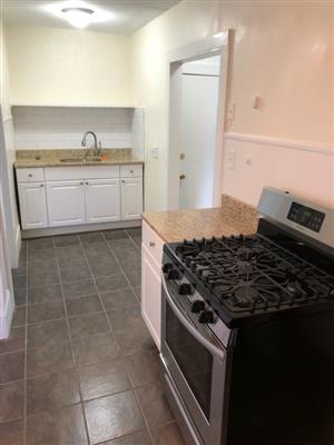 77 Bonair St, Winter Hill