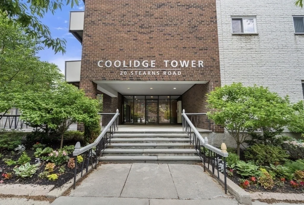 20 Stearns, Coolidge Corner