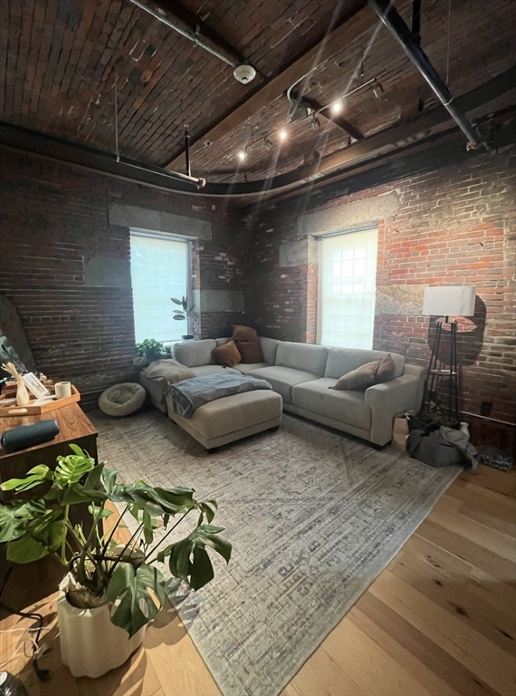 58 13th St, Charlestown