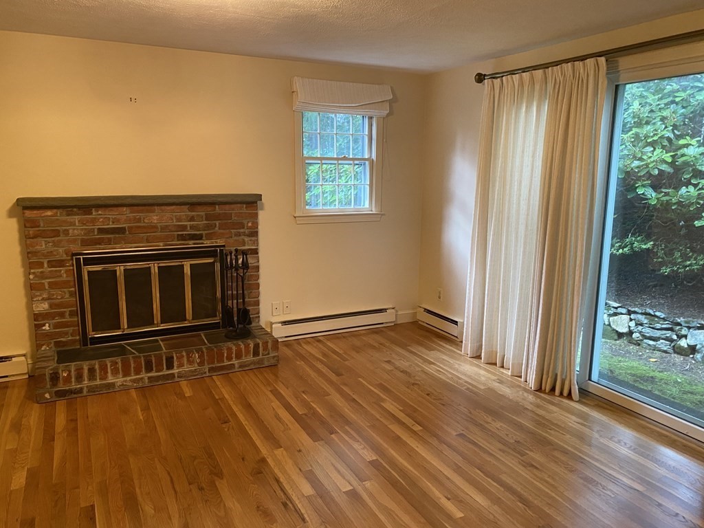 8 Cefalo Rd, Needham