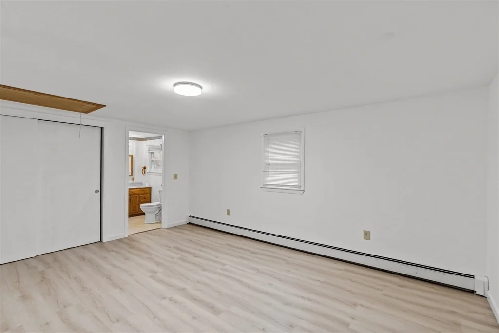 323 Flagg St, Bridgewater