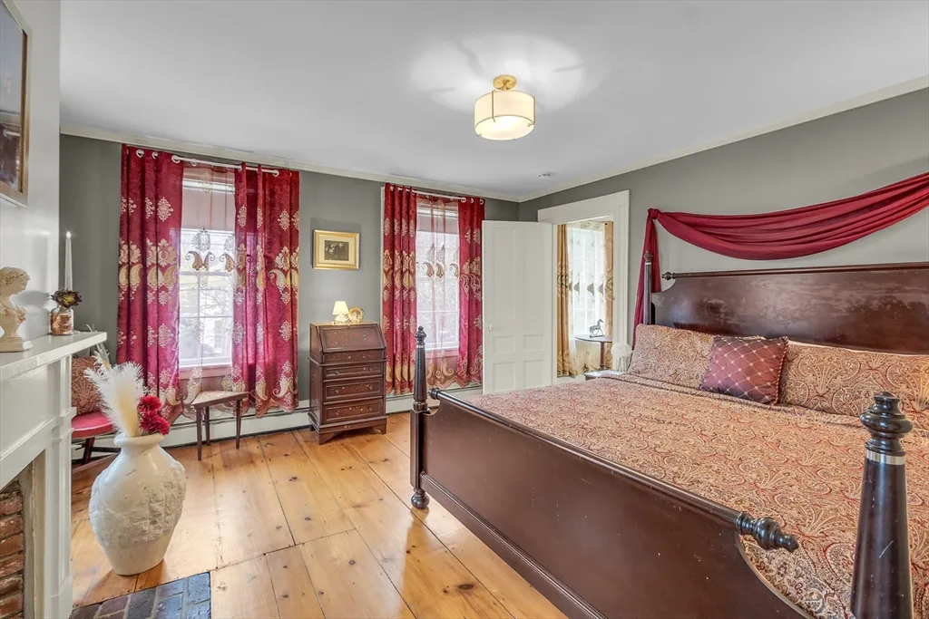 205c Main St, Groton