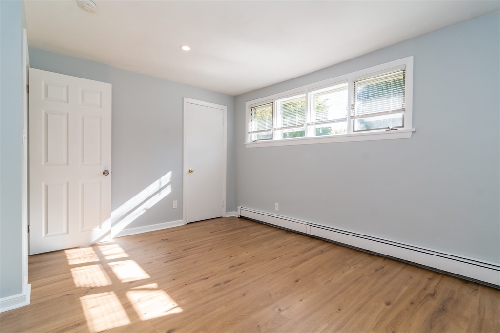 4 Paul St, North Natick