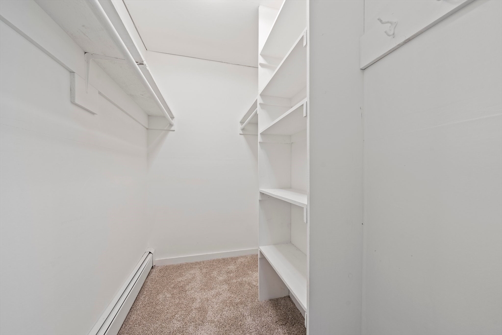 585 Washington St, Franklin