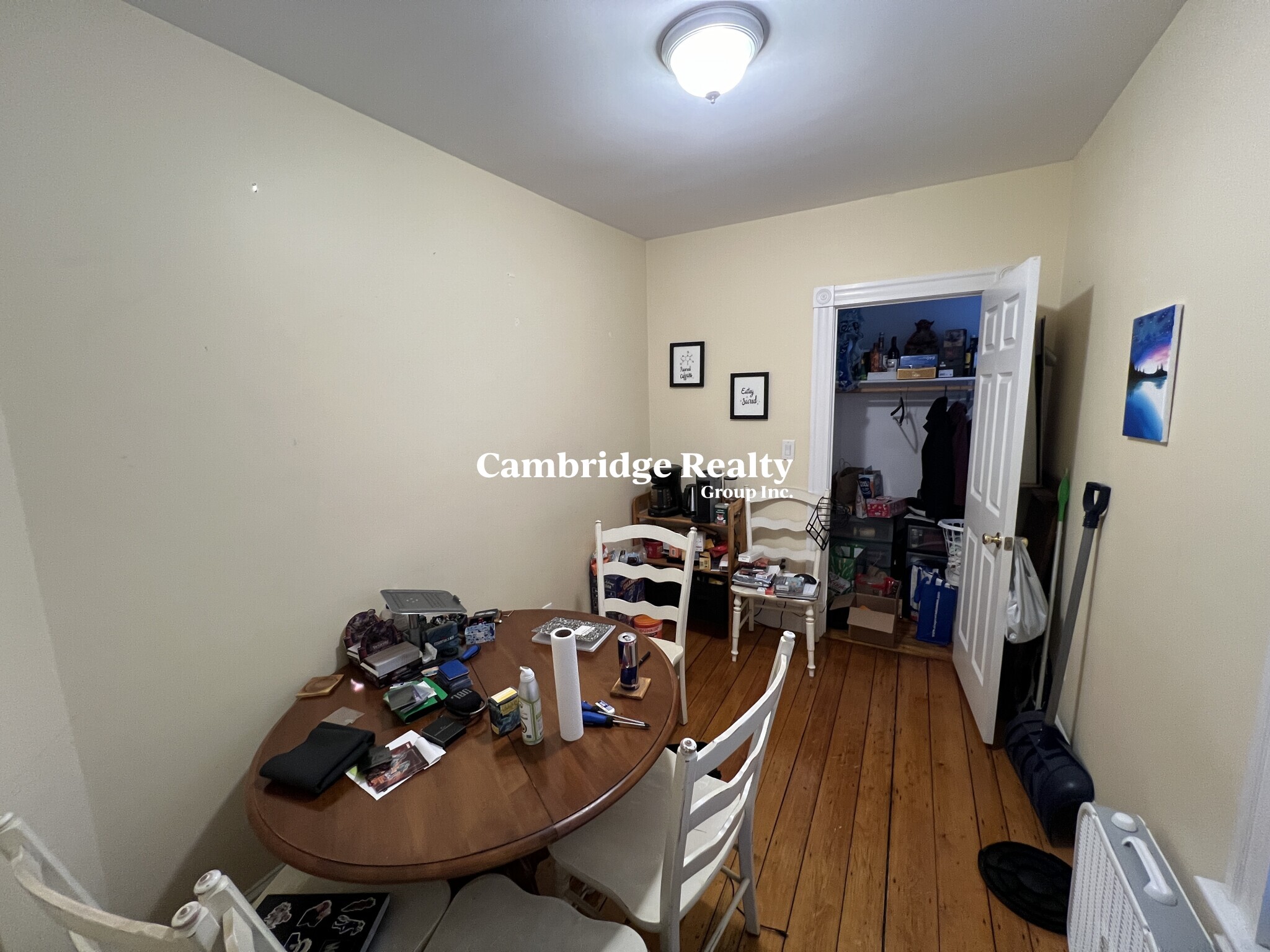 6 White Street Pl, North Cambridge