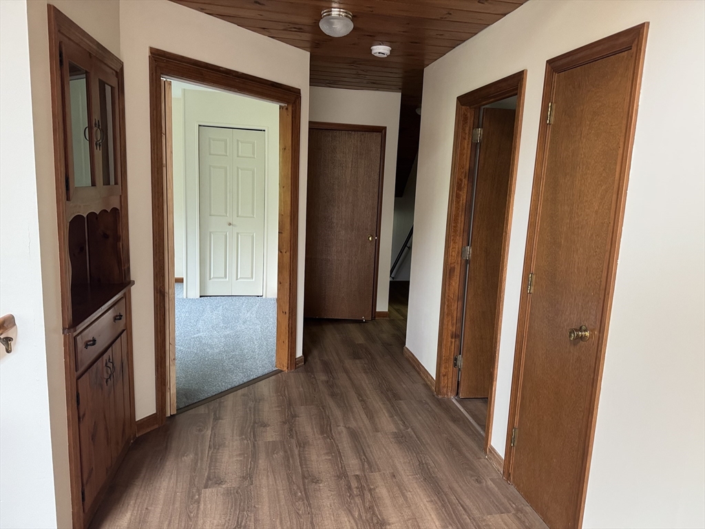 271 Wanoosnoc Rd, Fitchburg