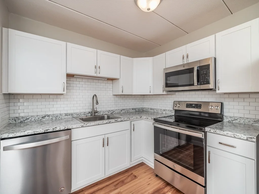 10 Main, Framingham