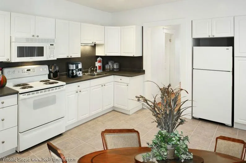 6 Barrows St, Allston