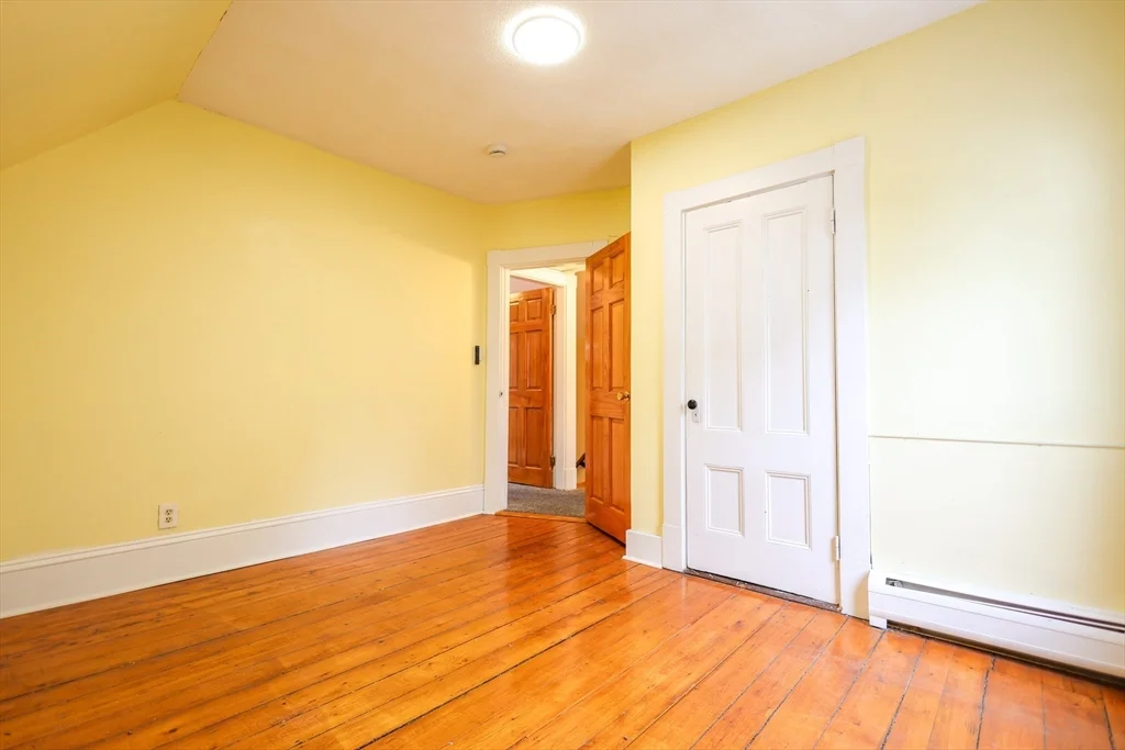 12 Nelson St , Ma 02169, Quincy