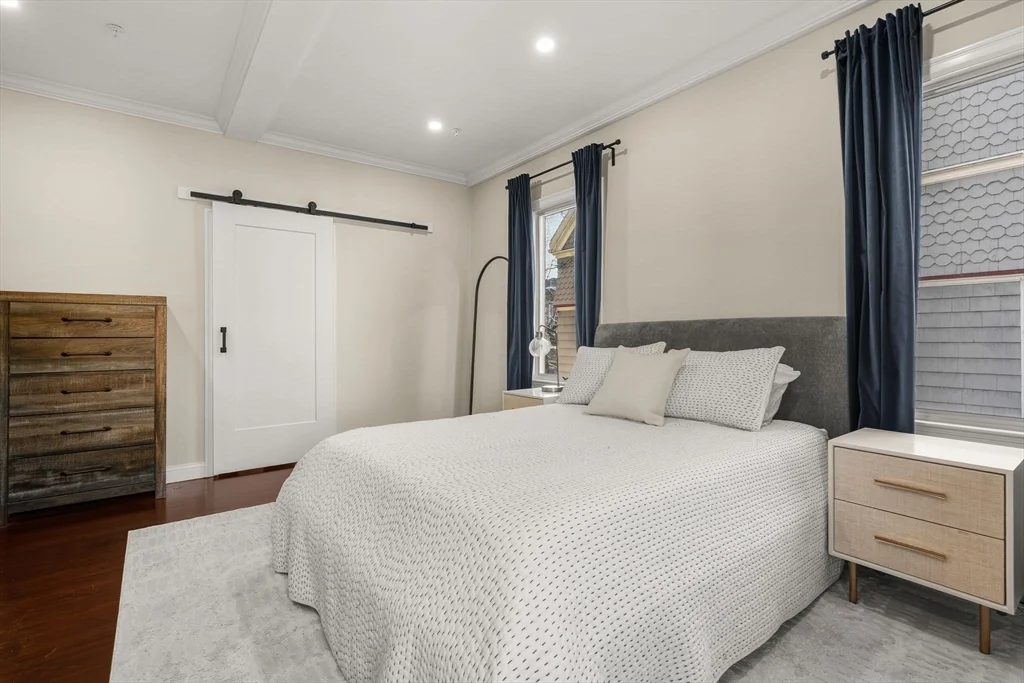 753 E Broadway, South Boston