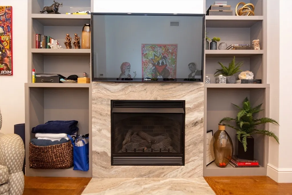 288 Commonwealth Ave, Back Bay