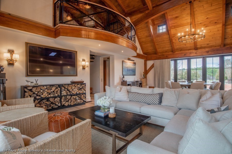 59 South Shore Rd, Surfside