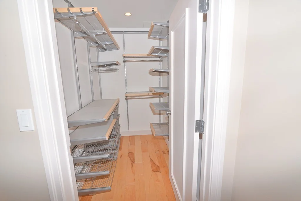 323 Boylston, Boylston Street