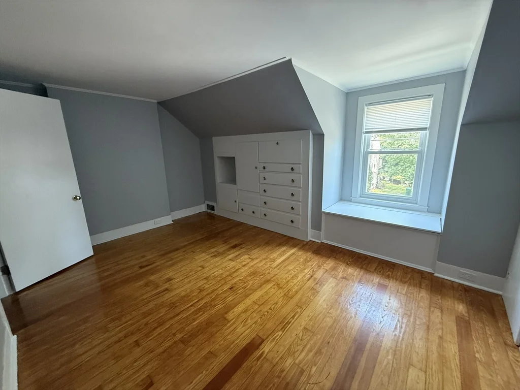 410 Court St, North Plymouth