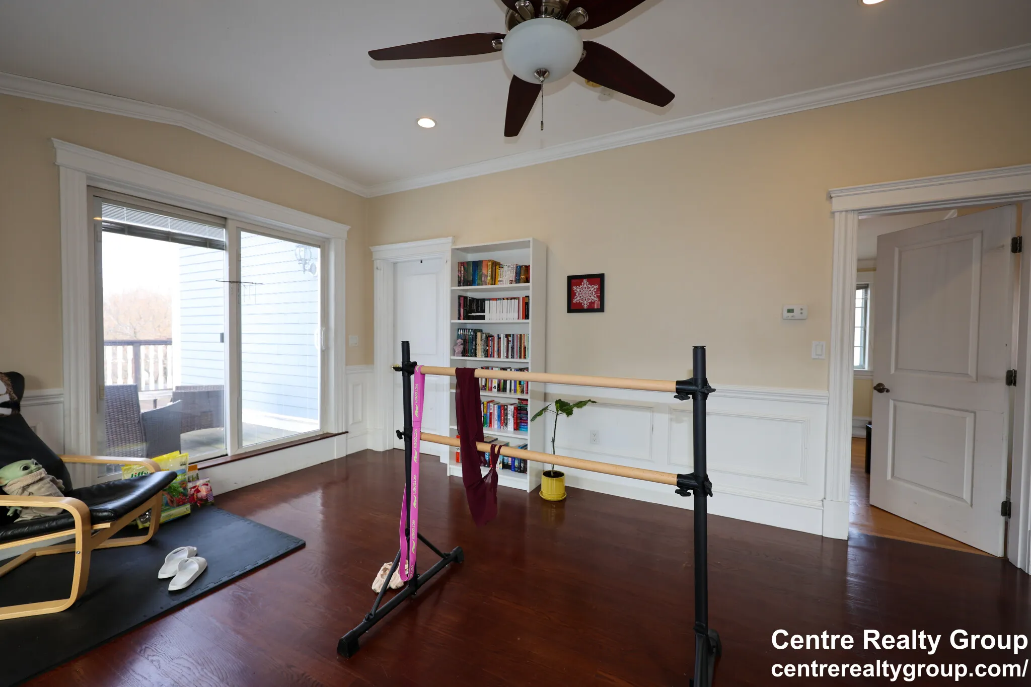 127 Nonantum St, Oak Square