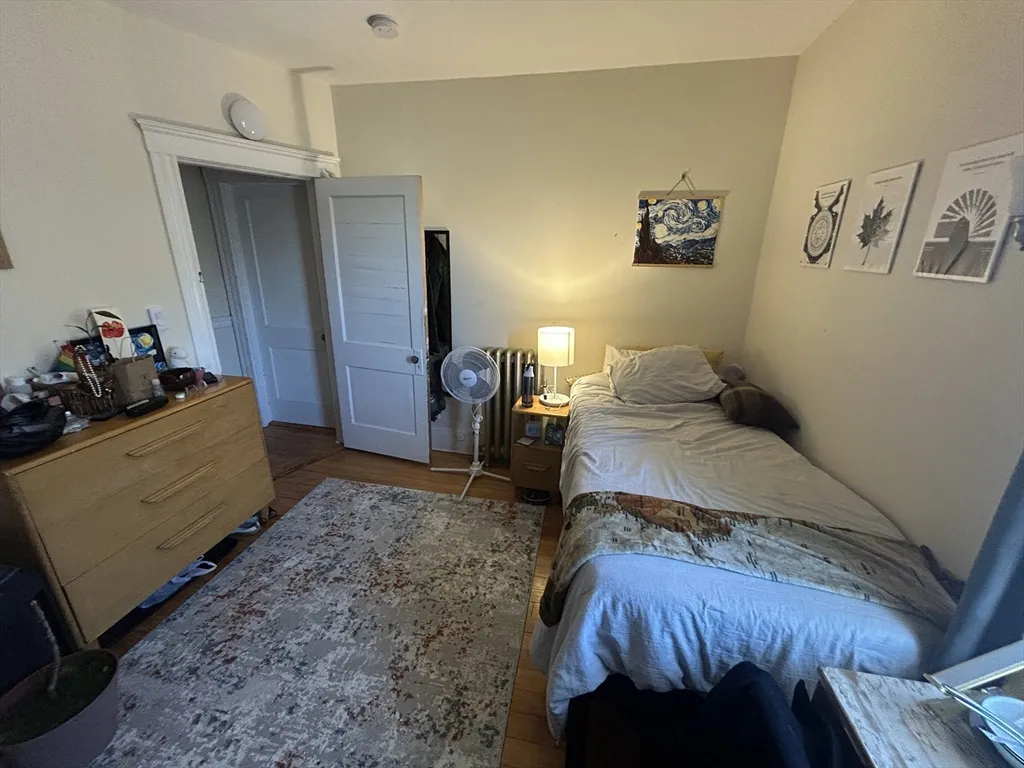 28 Sunset Rd, West Somerville