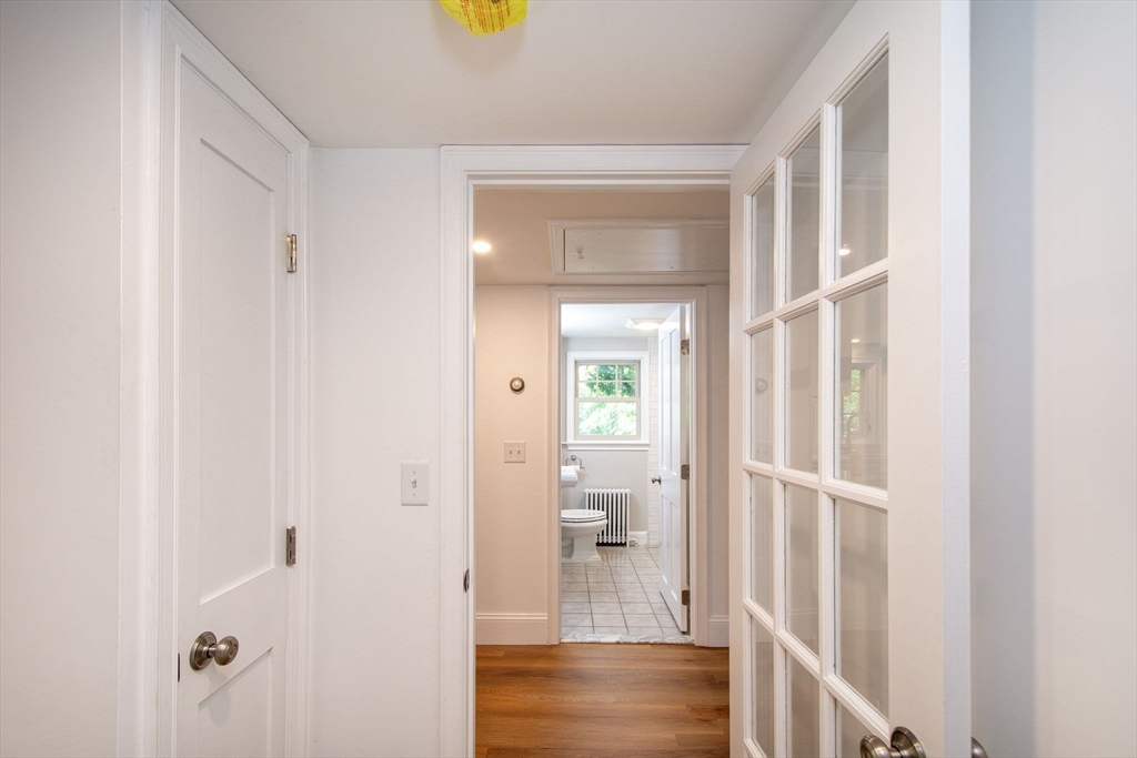 1A Roc Fall Rd, Hingham