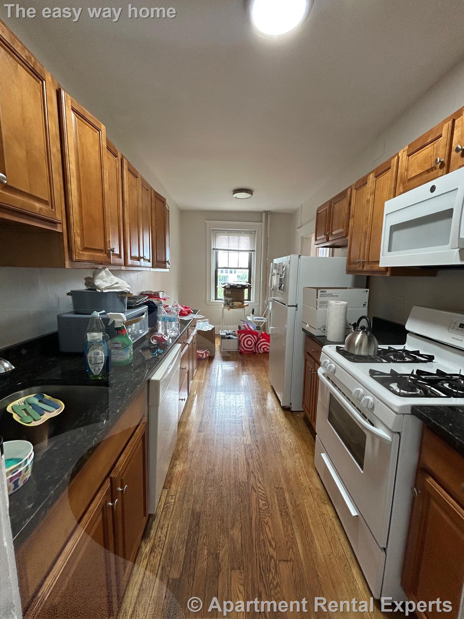 1558 Massachusetts Ave, Harvard Square